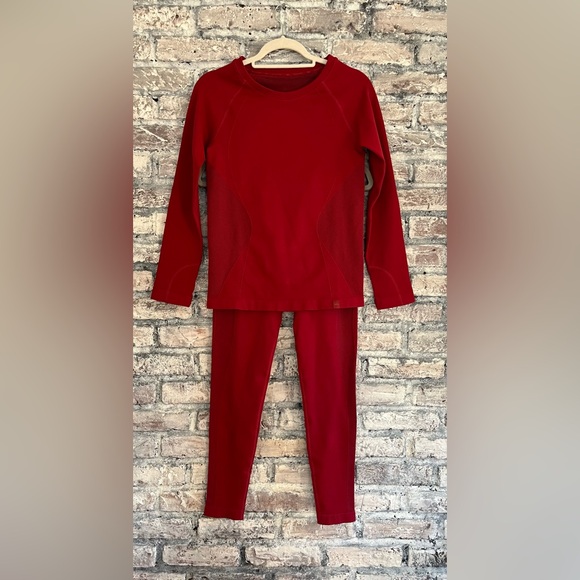 Beneunder Red Activewear Set. Amazing layering for cold weather NWOT unisex - Picture 16 of 16